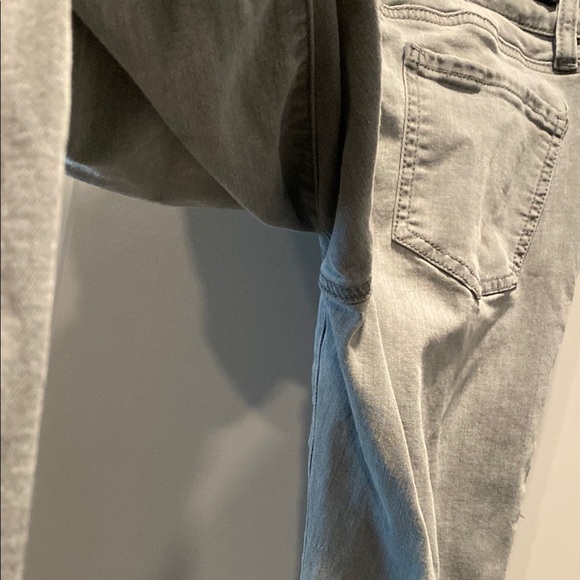 Buffalo David Bitton Aubrey Capri Skinny Jeans Size 6/28 Distressed - Picture 4 of 6